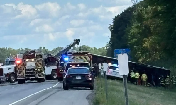 长春博时配资 美国纽约州大巴侧翻致6名中国公民受伤